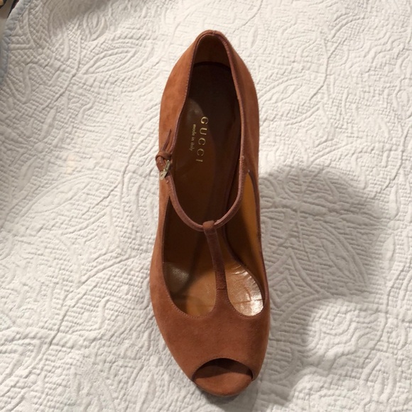 Gucci pink suede T-Strap - Picture 3 of 8